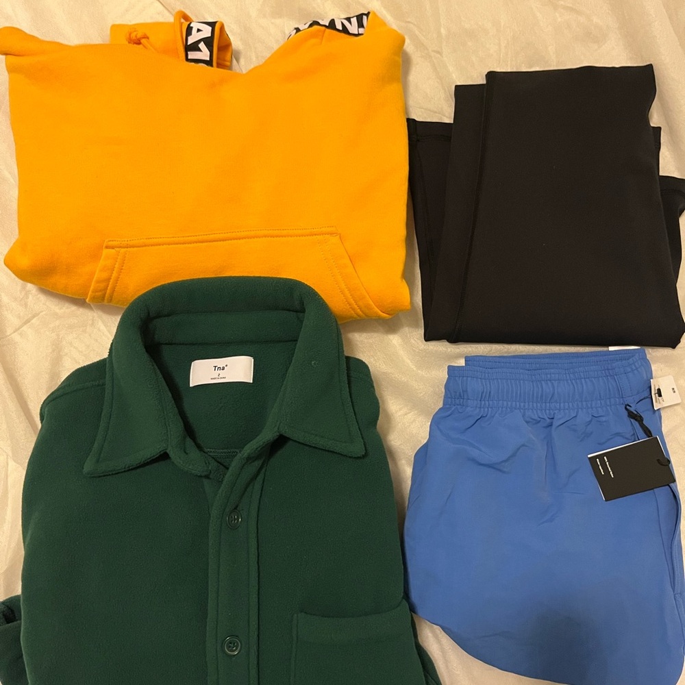 Aritzia Bundle